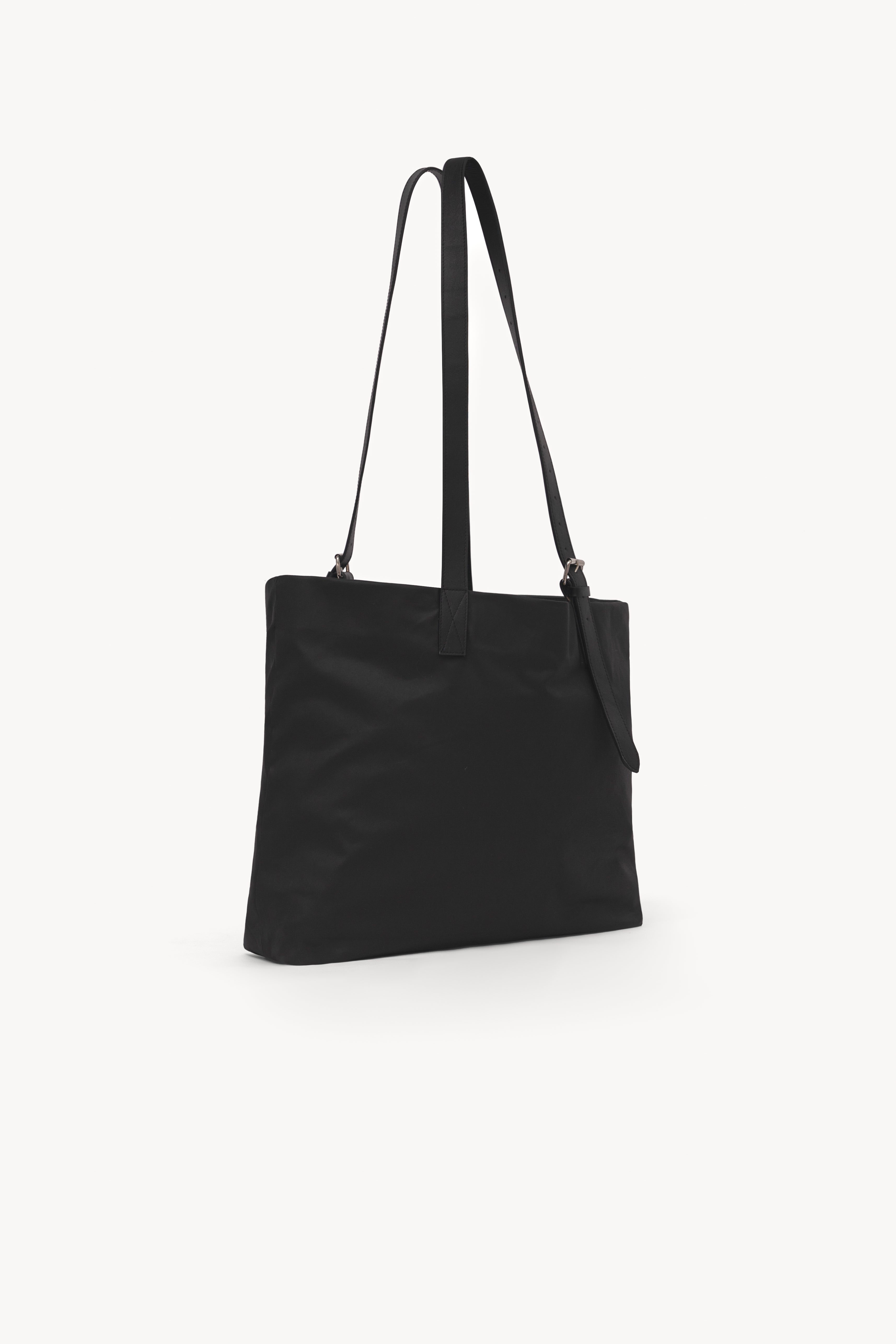 Transit Bag in Deep Black