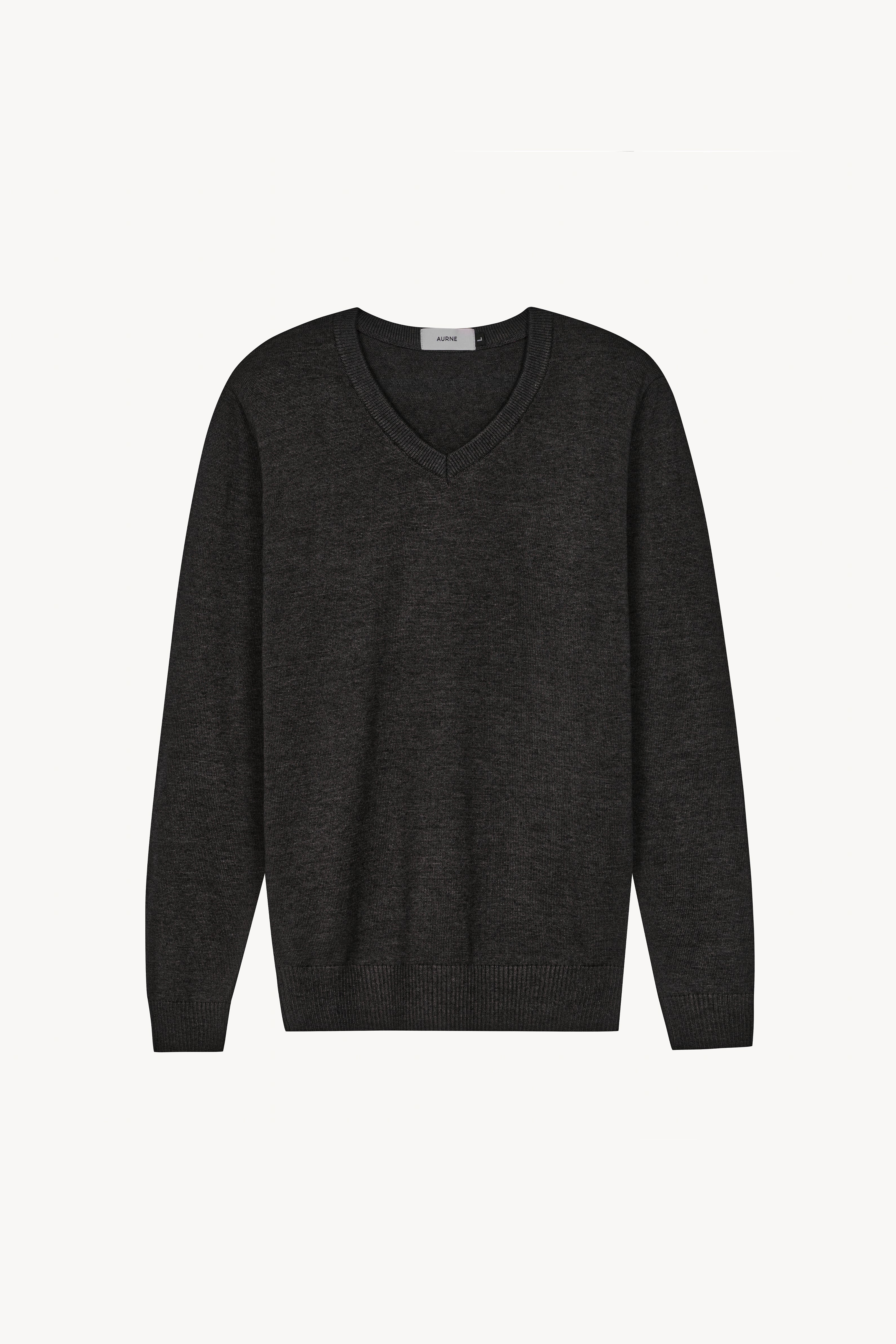 Lightweight V-Neck Jersey in Smoked Charcoal